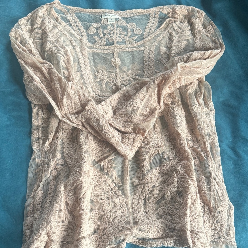 Elegant Lace Beige Top